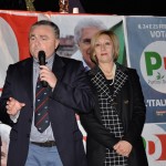 Il segretario di Partanna del Pd Enzo Nastasi e la candidata a sindaco Giulia Flavio