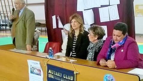 Rotary Castellammare: Testimonianze e Missioni umanitarie con i giovani