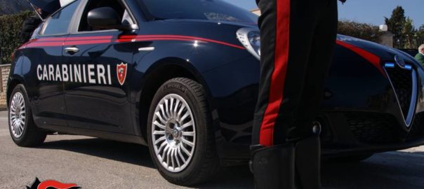 Rinvenuta dai Carabinieri un’arma per terra. Si procede coi rilievi tecnici