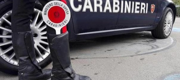 Lavoratori in nero nei cantieri e ponteggi non sicuri: i Carabinieri denunciano due imprenditori