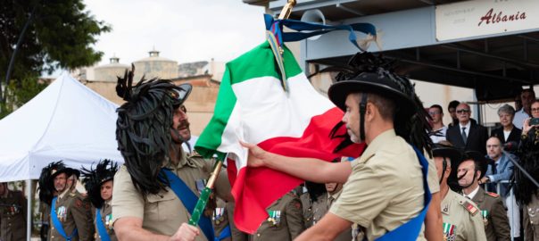 Il Colonnello Alberto Nola cede il comando dell’unità dell’Esercito al parigrado Michelangelo Genchi