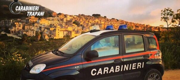 Sorpresi con le mani nel sacco. Arrestati dai Carabinieri padre e figlio