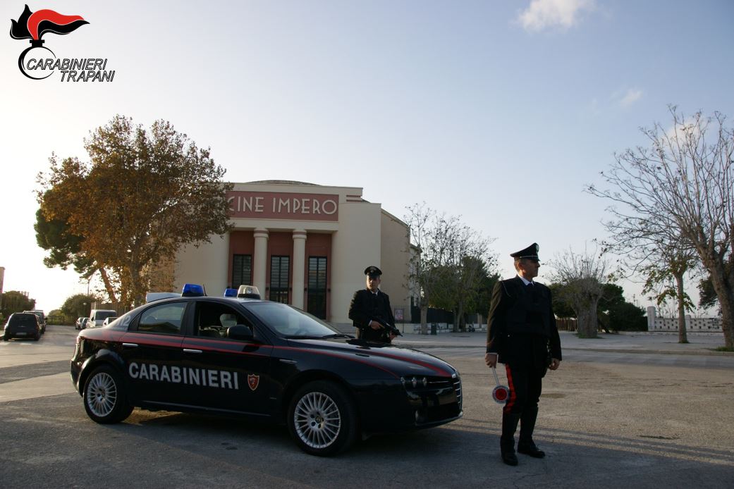 Avrebbe rubato soldi e cellulari all’interno di un ristorante. Arrestato 30enne marsalese