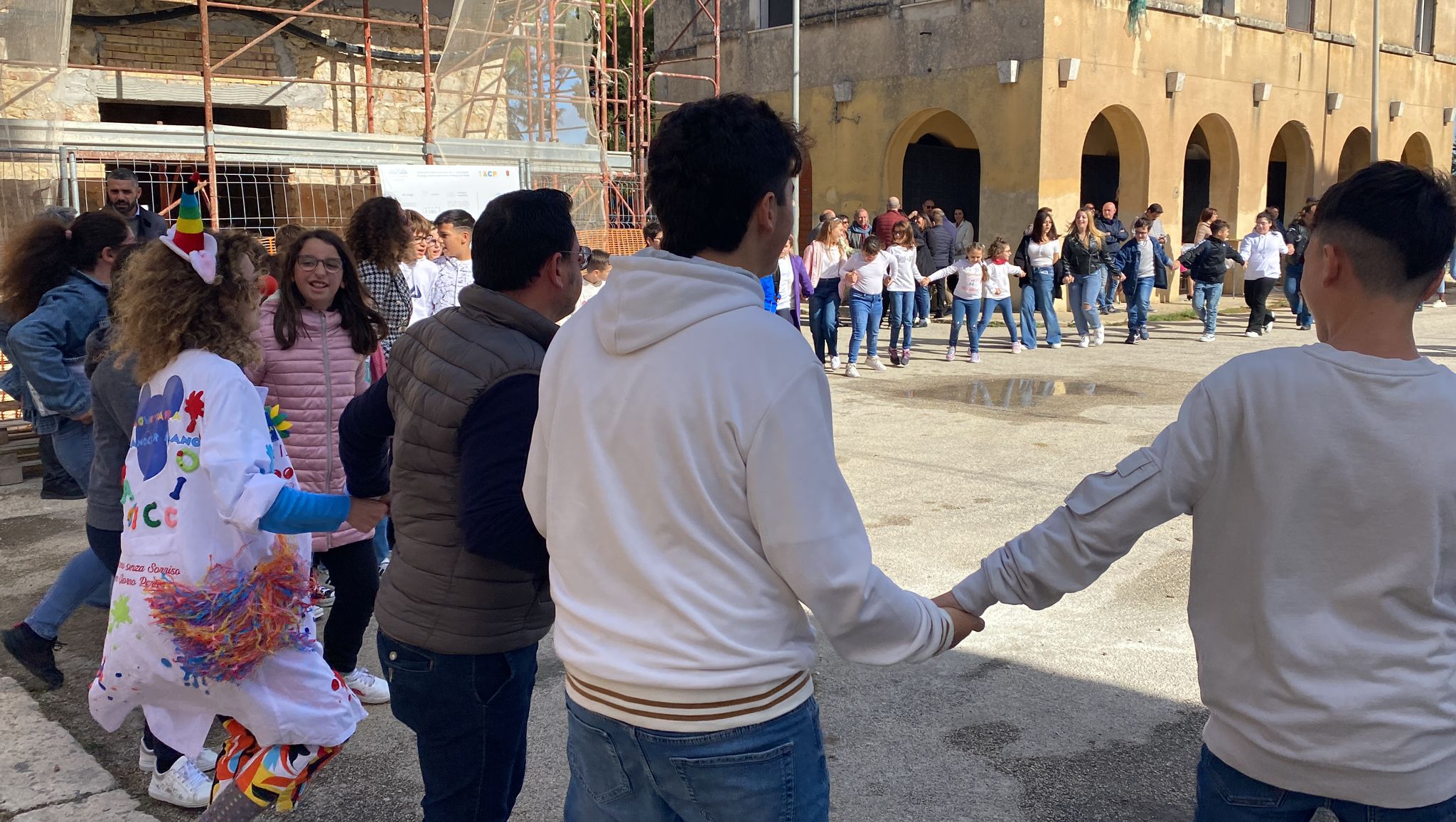 Successo della prima Festa del Borgo Livio Bassi a Ummari