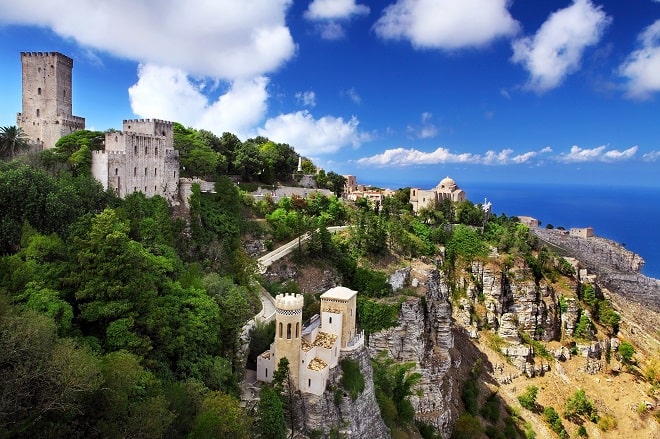 30, 31 agosto e 1° settembre Borgo diVino in tour fa tappa a Erice per un weekend di degustazioni