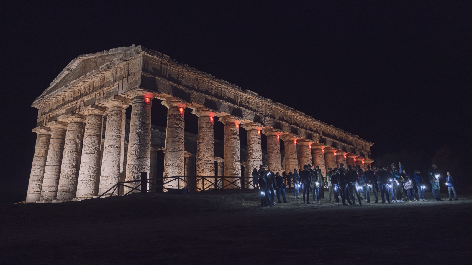 Il 28 settembre per le Giornate Europee del Patrimonio, alla luce delle lanterne nel Parco archeologico di Segesta: aperture in notturna, biglietto 1 euro