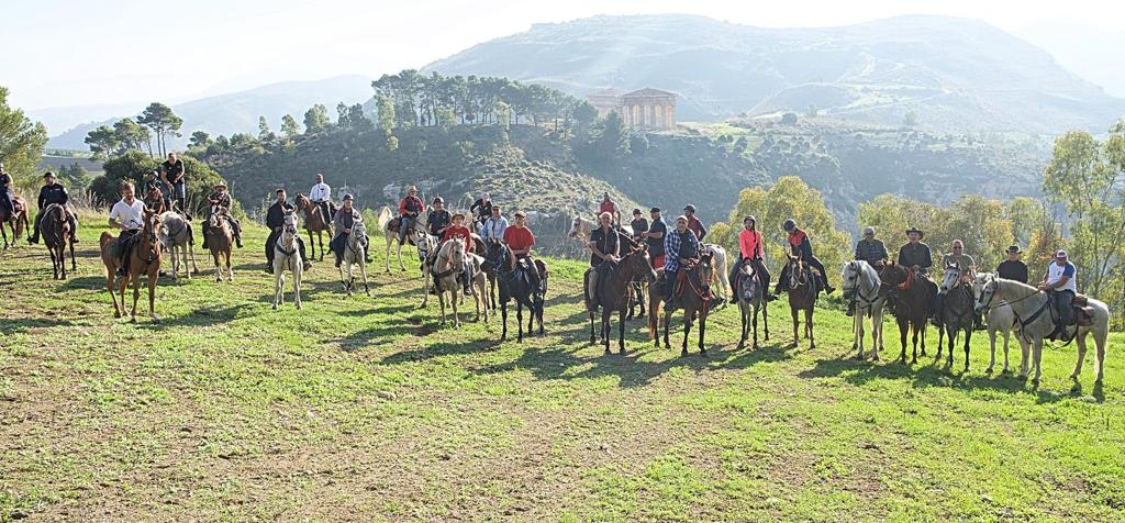 Un raduno equestre nel cuore di Segesta