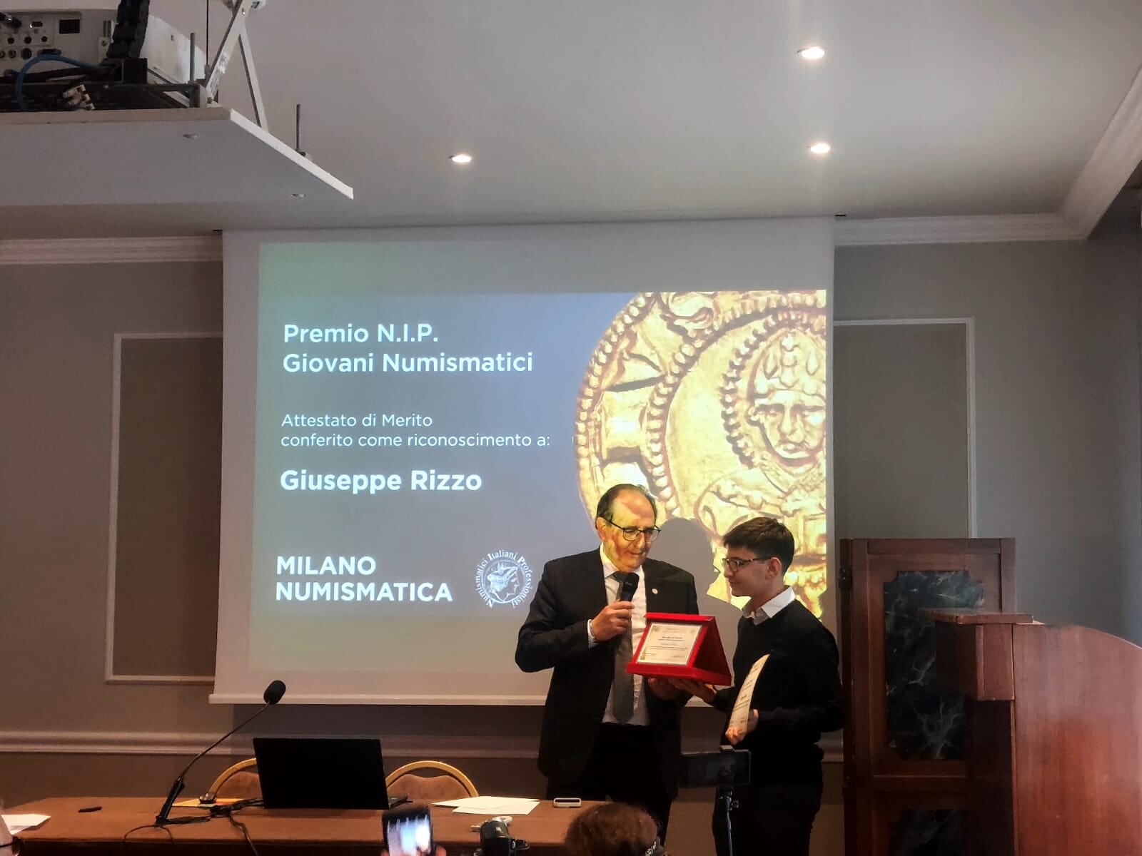 Al giovane Giuseppe Rizzo il Premio Giovani per la divulgazione della numismatica